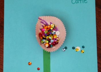 Рукоділля для діток: аплікація квіточка