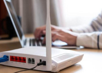 Щоб Wi-Fi працював без світла: як підключити роутер до повербанка