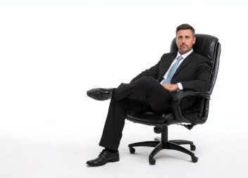 Як обрати офісне крісло додому: практичні рекомендації